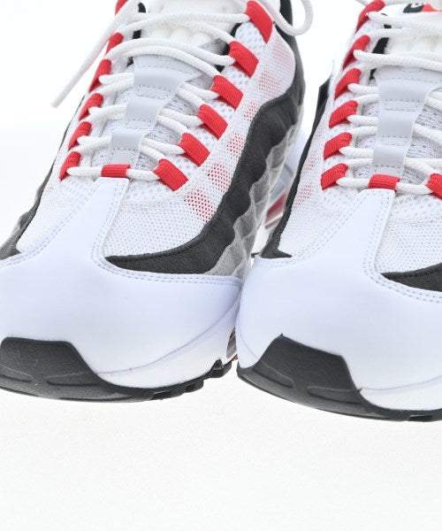 NIKE รองเท้าผ้าใบ