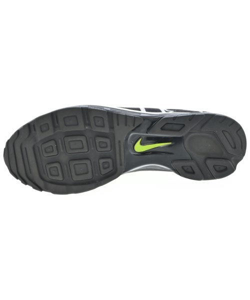 NIKE รองเท้าผ้าใบ