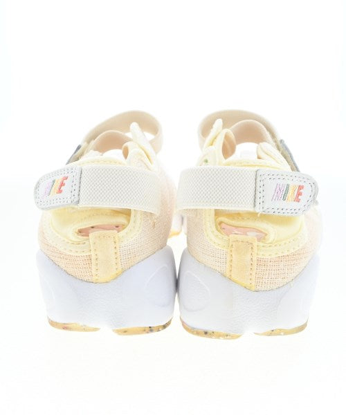 NIKE รองเท้าผ้าใบ