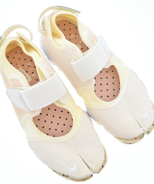 NIKE รองเท้าผ้าใบ