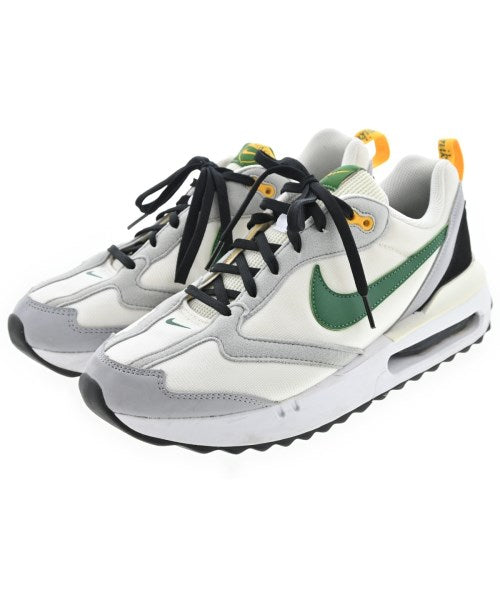 NIKE รองเท้าผ้าใบ