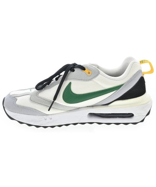 NIKE รองเท้าผ้าใบ