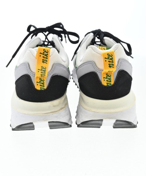 NIKE รองเท้าผ้าใบ