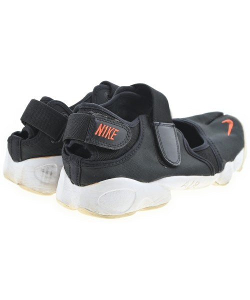 NIKE รองเท้าแตะ
