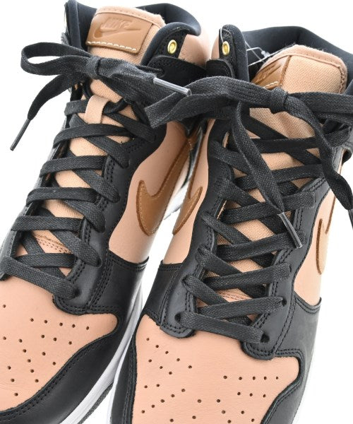 NIKE รองเท้าผ้าใบ