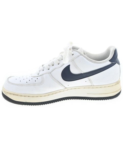 NIKE รองเท้าผ้าใบ