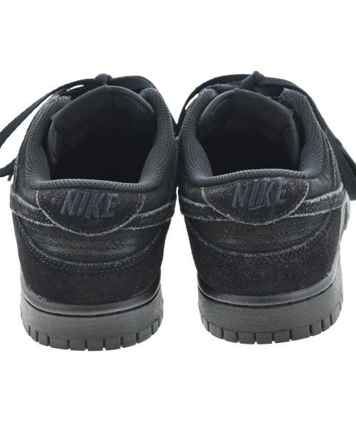 NIKE รองเท้าผ้าใบ