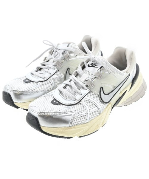 NIKE รองเท้าผ้าใบ