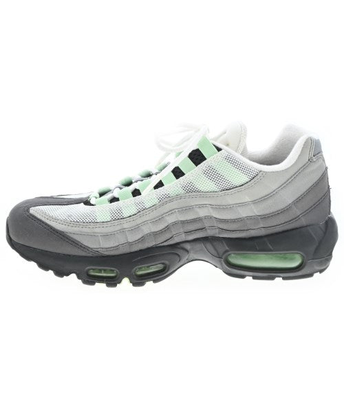 NIKE รองเท้าผ้าใบ
