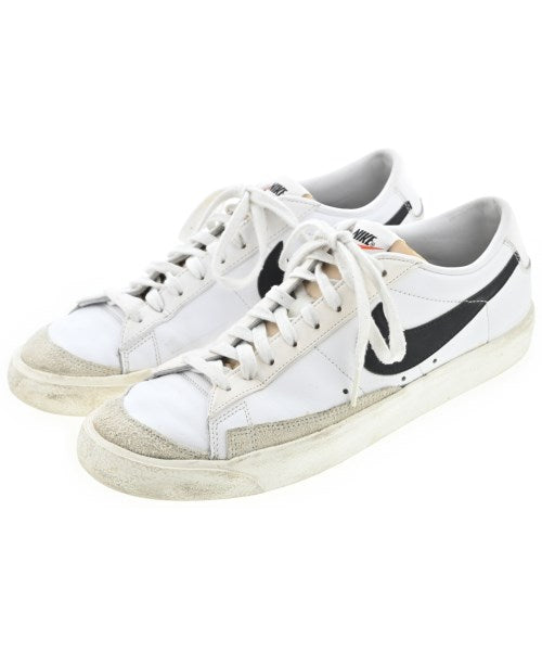 NIKE รองเท้าผ้าใบ