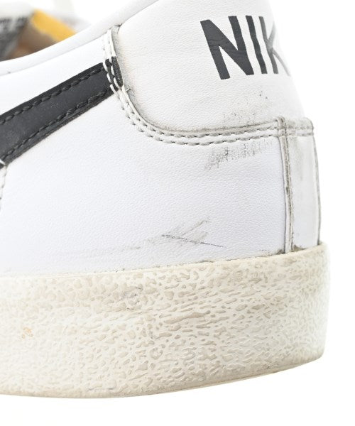 NIKE รองเท้าผ้าใบ
