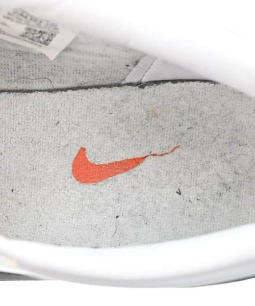 NIKE รองเท้าผ้าใบ