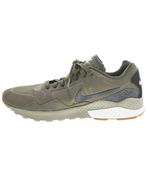 NIKE รองเท้าผ้าใบ