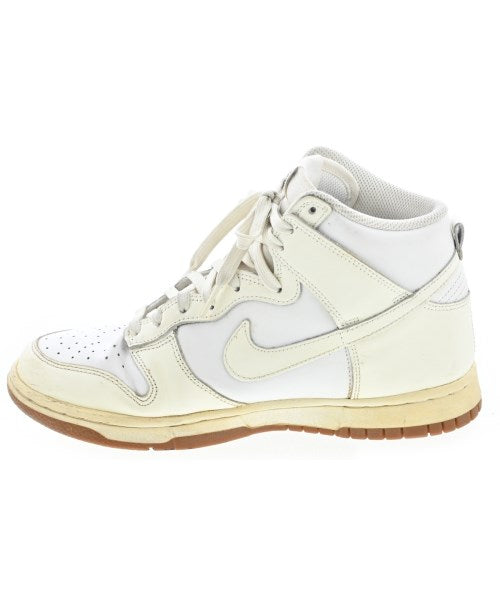 NIKE รองเท้าผ้าใบ