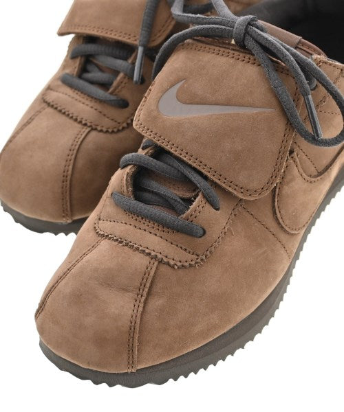 NIKE รองเท้าผ้าใบ