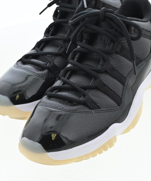 NIKE รองเท้าผ้าใบ