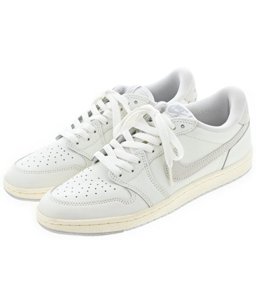 NIKE รองเท้าผ้าใบ