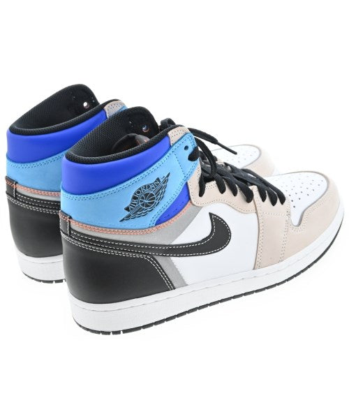 NIKE รองเท้าผ้าใบ