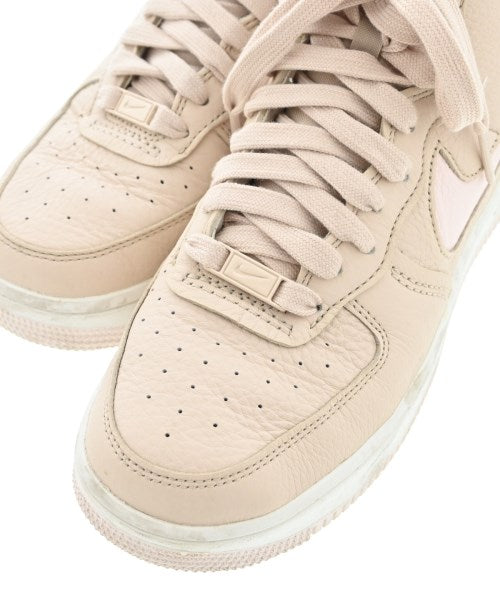 NIKE รองเท้าผ้าใบ