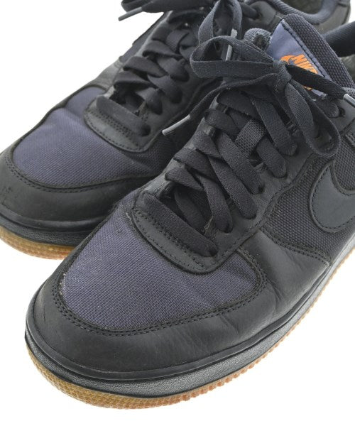 NIKE รองเท้าผ้าใบ