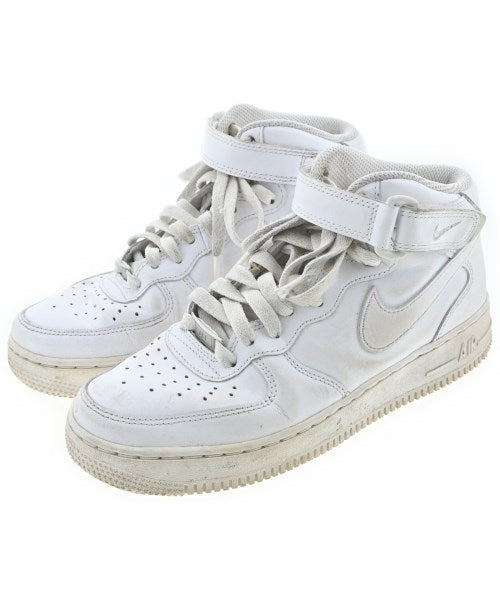 NIKE รองเท้าผ้าใบ