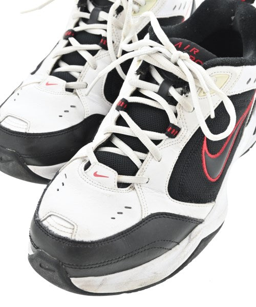 NIKE รองเท้าผ้าใบ