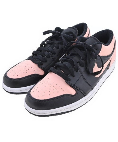 NIKE รองเท้าผ้าใบ