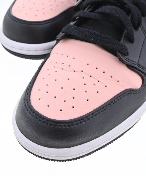 NIKE รองเท้าผ้าใบ