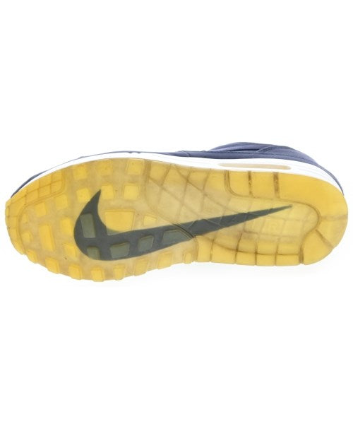 NIKE รองเท้าผ้าใบ