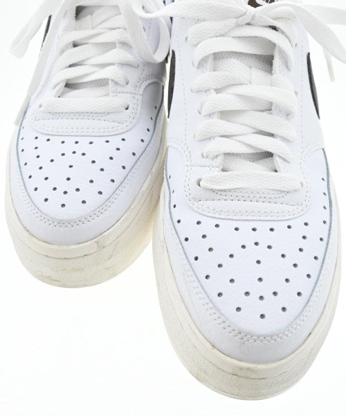 NIKE รองเท้าผ้าใบ