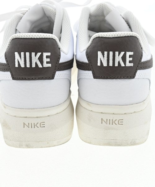 NIKE รองเท้าผ้าใบ