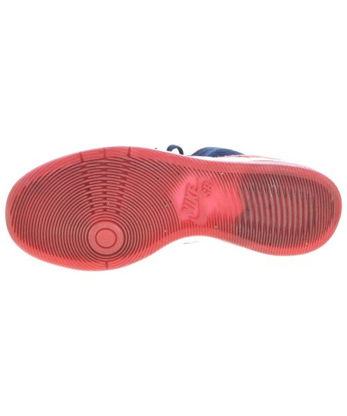 NIKE รองเท้าผ้าใบ