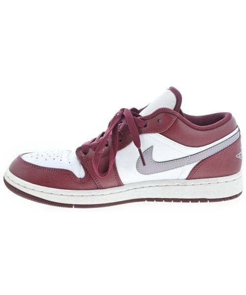NIKE รองเท้าผ้าใบ