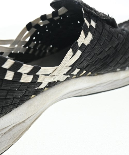 NIKE รองเท้าผ้าใบ