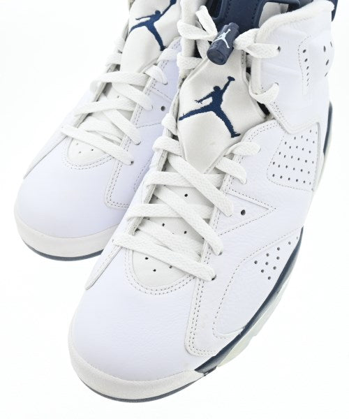 NIKE รองเท้าผ้าใบ