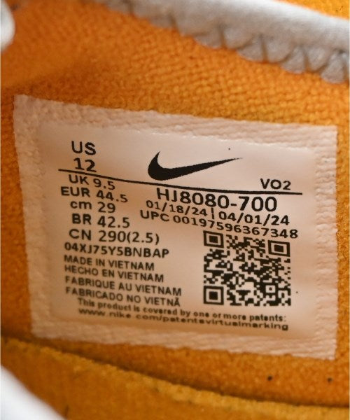 NIKE รองเท้าผ้าใบ