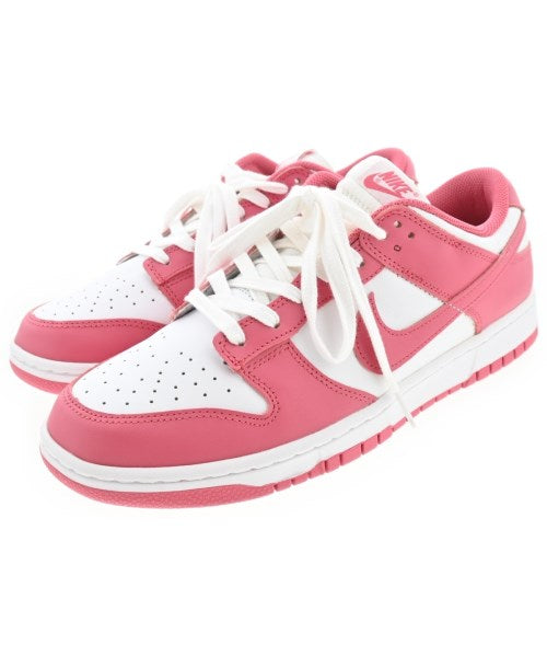 NIKE รองเท้าผ้าใบ