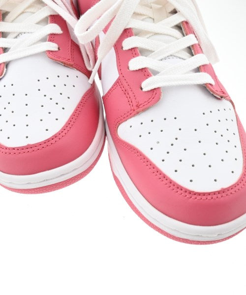 NIKE รองเท้าผ้าใบ