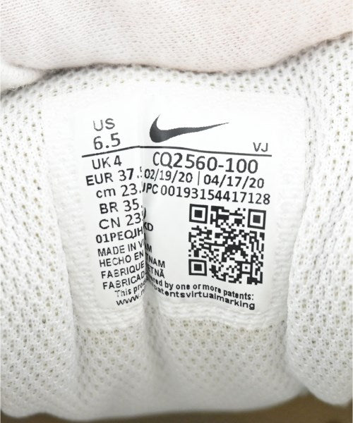 NIKE รองเท้าผ้าใบ