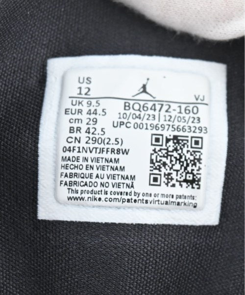 NIKE รองเท้าผ้าใบ