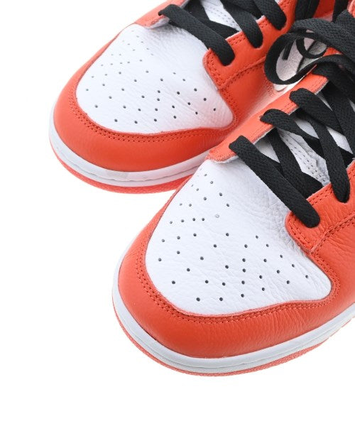 NIKE รองเท้าผ้าใบ