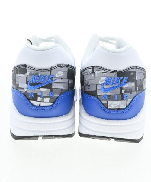 NIKE รองเท้าผ้าใบ