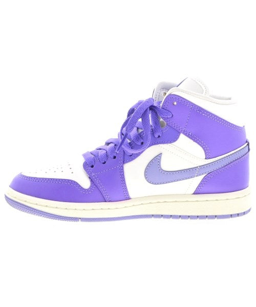 NIKE รองเท้าผ้าใบ