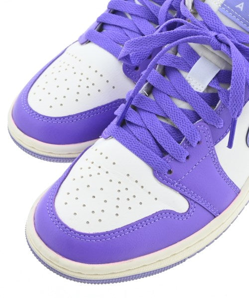 NIKE รองเท้าผ้าใบ