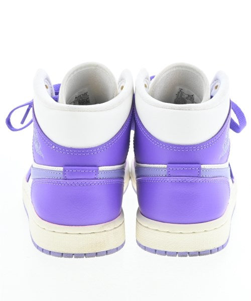 NIKE รองเท้าผ้าใบ