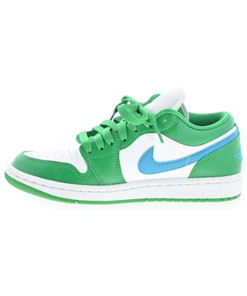 NIKE รองเท้าผ้าใบ