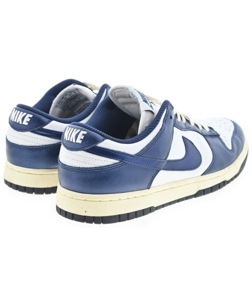 NIKE รองเท้าผ้าใบ