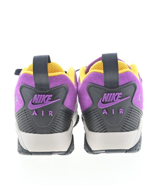 NIKE รองเท้าผ้าใบ
