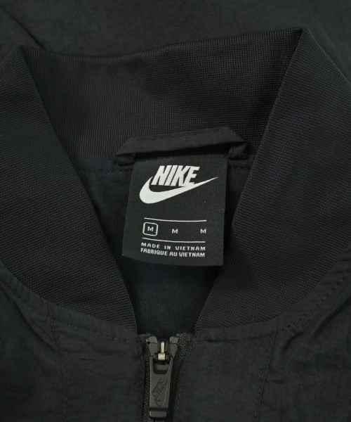NIKE แจ็คเก็ตเบลาส์ อื่น