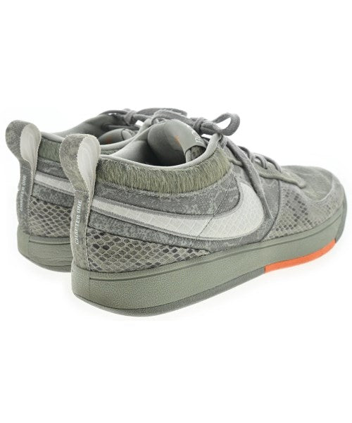 NIKE รองเท้าผ้าใบ